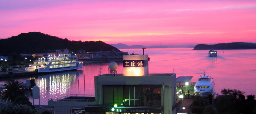 土庄港の夕景